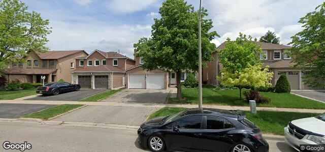 Larawan ng 46 Newbury Crescent sa Winnipeg, Manitoba