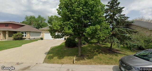 Larawan ng 73 Park Place E sa Winnipeg, Manitoba