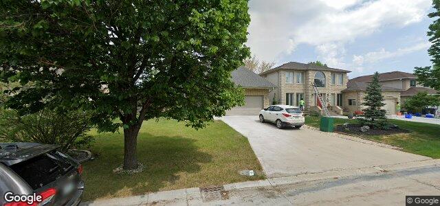 Larawan ng 77 Park Place E sa Winnipeg, Manitoba