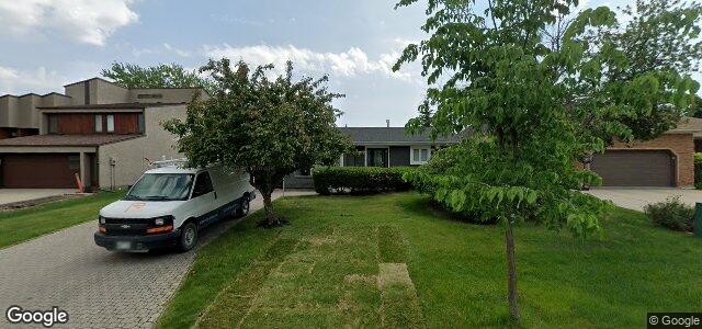 Larawan ng 98 Hopwood Drive sa Winnipeg, Manitoba