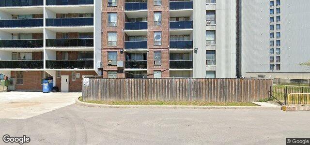 Larawan ng 10 Willow Ridge Road sa Winnipeg, Manitoba