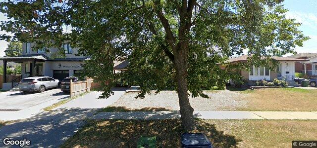 Larawan ng 15 Elmvale Crescent sa Winnipeg, Manitoba