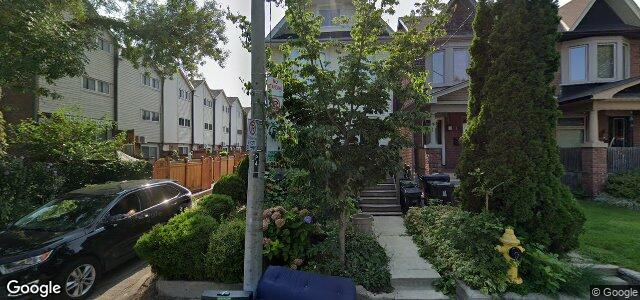 Larawan ng 2 Orchard Park Boulevard sa Winnipeg, Manitoba