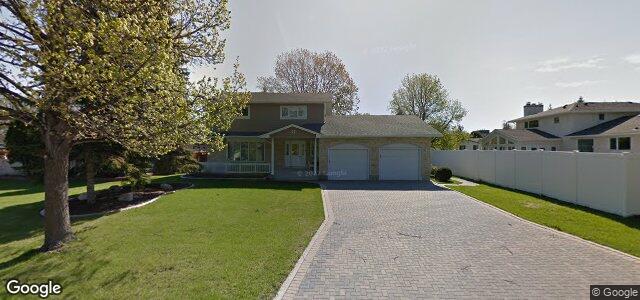 Photo of 27 Orchard Park Boulevard in Winnipeg, Manitoba