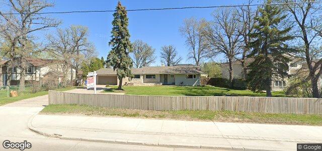 Larawan ng 5725 Roblin Boulevard sa Winnipeg, Manitoba