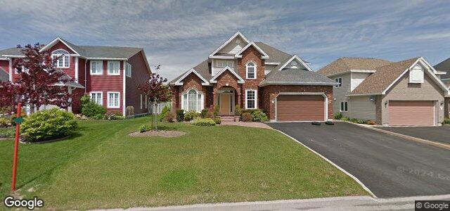 Larawan ng 10 Collingwood Crescent sa Winnipeg, Manitoba