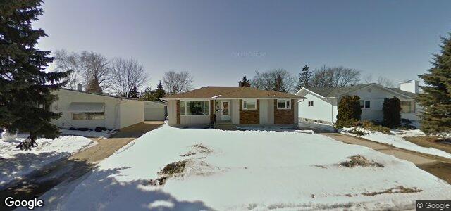 Larawan ng 10 Lake Park Drive sa Winnipeg, Manitoba