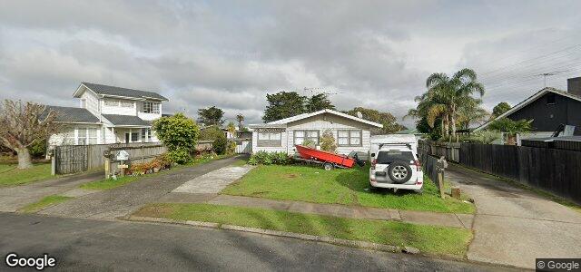 Larawan ng 105 Edgewater Drive sa Winnipeg, Manitoba