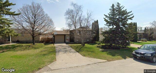 Larawan ng 124 Lake Park Drive sa Winnipeg, Manitoba