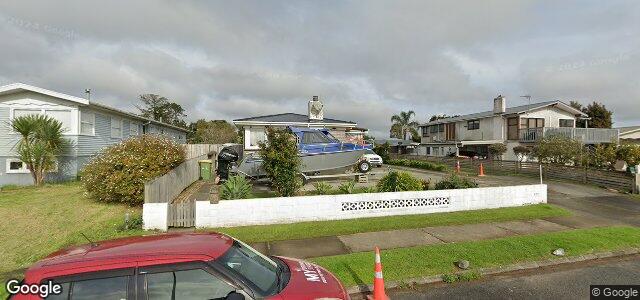 Larawan ng 135 Edgewater Drive sa Winnipeg, Manitoba