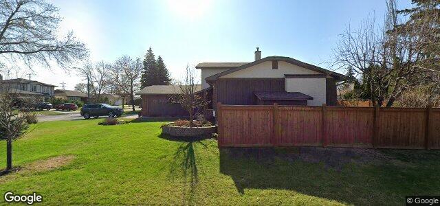 Larawan ng 141 Cliffwood Drive sa Winnipeg, Manitoba