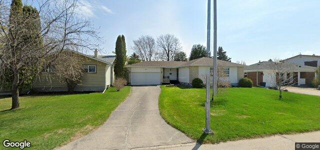 Larawan ng 145 Clearwater Road sa Winnipeg, Manitoba