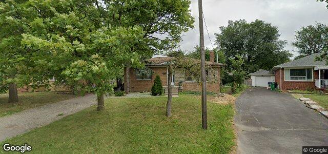 Larawan ng 15 Edgemont Drive sa Winnipeg, Manitoba