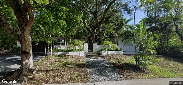 Larawan ng 151 Edgewater Drive sa Winnipeg, Manitoba