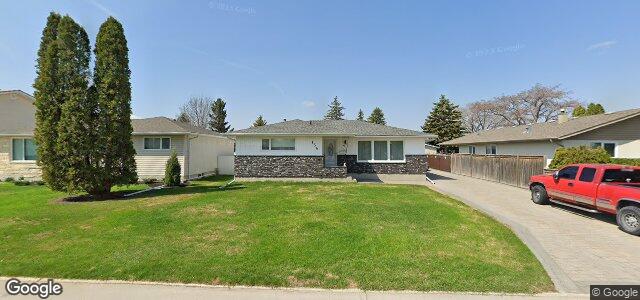 Larawan ng 154 Clearwater Road sa Winnipeg, Manitoba