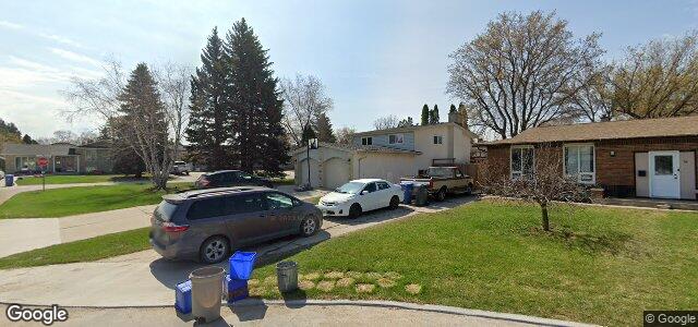 Photo of 16 Ashwood Cove in Winnipeg, Manitoba