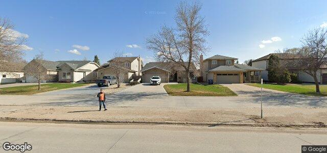 Larawan ng 16 Capston Road sa Winnipeg, Manitoba