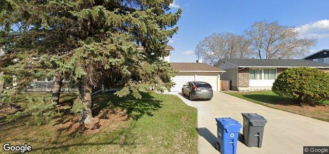 Larawan ng 166 Edgemont Drive sa Winnipeg, Manitoba