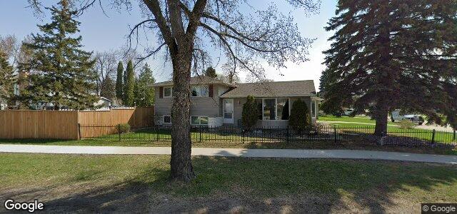 Larawan ng 177 Lakewood Boulevard sa Winnipeg, Manitoba