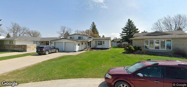 Larawan ng 18 Bonavista Place sa Winnipeg, Manitoba