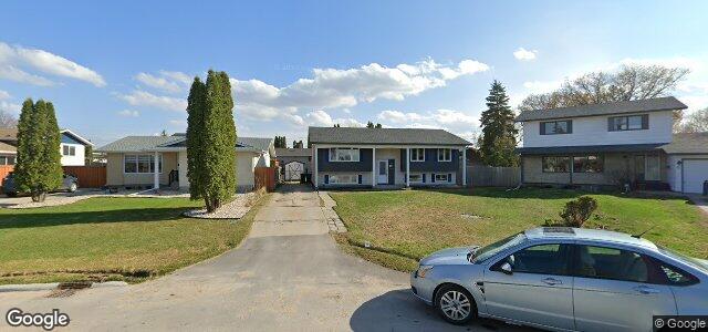 Larawan ng 18 Marwood Crescent sa Winnipeg, Manitoba
