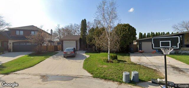 Larawan ng 18 Seabrook Cove sa Winnipeg, Manitoba