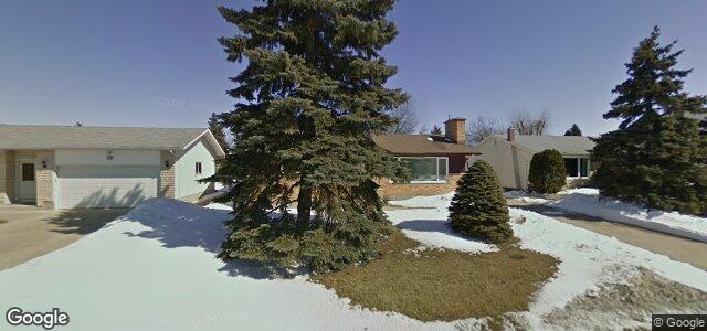 Larawan ng 19 Lake Park Drive sa Winnipeg, Manitoba