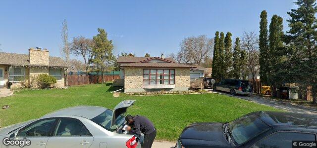 Larawan ng 2 Lakemere Place sa Winnipeg, Manitoba