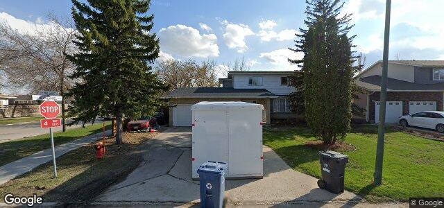 Larawan ng 2 Park Terrace Drive sa Winnipeg, Manitoba