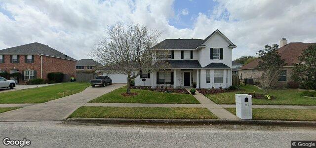 Larawan ng 203 Edgewater Drive sa Winnipeg, Manitoba