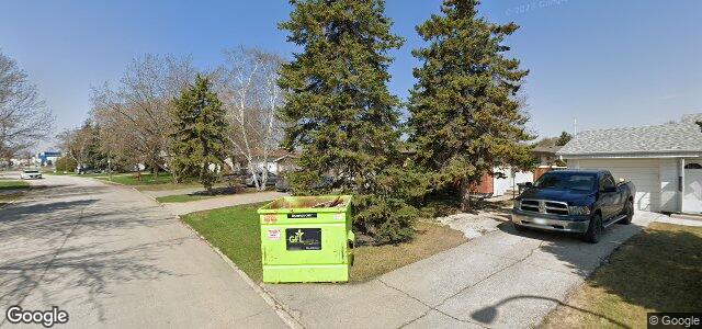Larawan ng 23 Burntwood Crescent sa Winnipeg, Manitoba