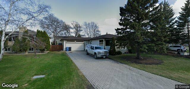 Larawan ng 23 Lake Lawn Drive sa Winnipeg, Manitoba
