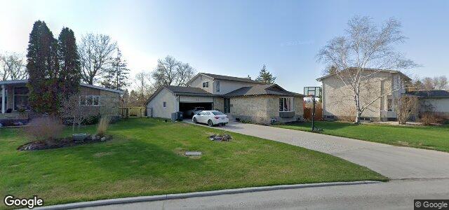 Larawan ng 24 Lake Lawn Drive sa Winnipeg, Manitoba