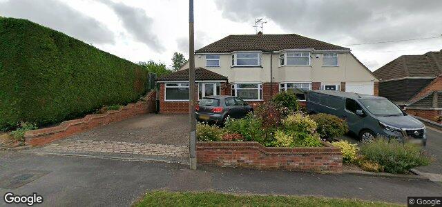 Larawan ng 27 Meadowbrook Road sa Winnipeg, Manitoba