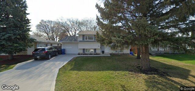 Larawan ng 30 Rockcliffe Road sa Winnipeg, Manitoba
