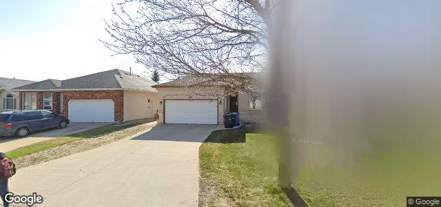 Larawan ng 32 Mount Laurel Crescent sa Winnipeg, Manitoba