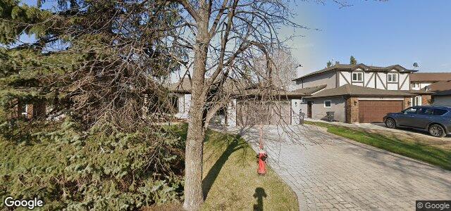 Photo of 35 Driftwood Bay in Winnipeg, Manitoba