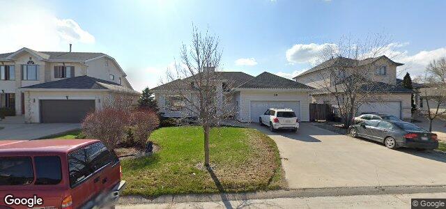 Larawan ng 38 Newcombe Crescent sa Winnipeg, Manitoba