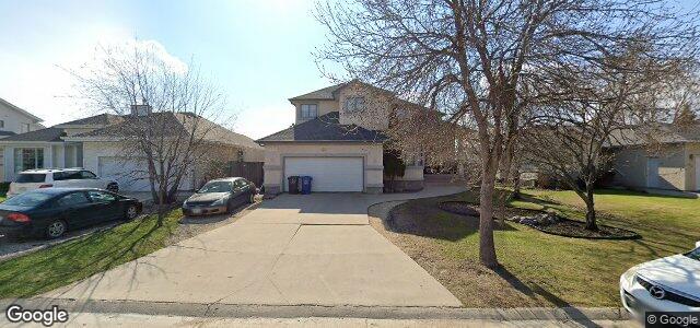 Larawan ng 42 Newcombe Crescent sa Winnipeg, Manitoba