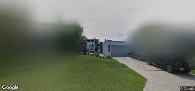 Larawan ng 50 Lake Park Drive sa Winnipeg, Manitoba