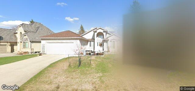 Larawan ng 51 Newcombe Crescent sa Winnipeg, Manitoba
