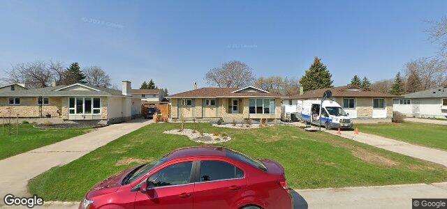 Larawan ng 54 Burntwood Crescent sa Winnipeg, Manitoba