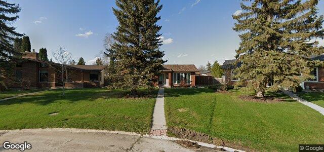 Larawan ng 55 Queensway Crescent sa Winnipeg, Manitoba