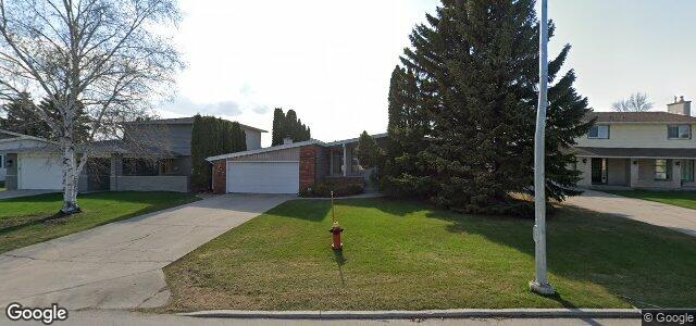 Larawan ng 56 Lake Lawn Drive sa Winnipeg, Manitoba