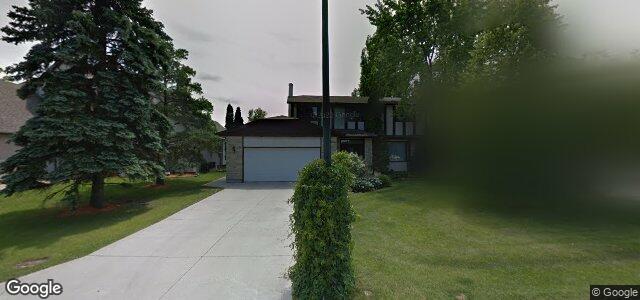 Larawan ng 58 Lake Park Drive sa Winnipeg, Manitoba