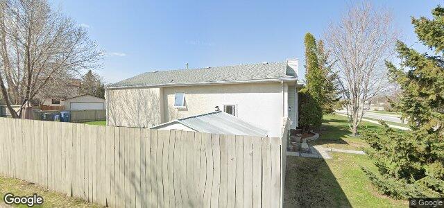 Larawan ng 595 Beaverhill Boulevard sa Winnipeg, Manitoba