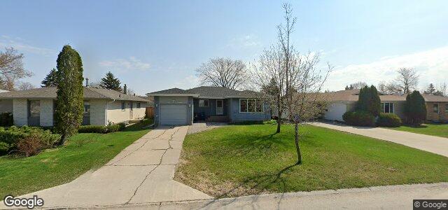 Larawan ng 71 Burntwood Crescent sa Winnipeg, Manitoba