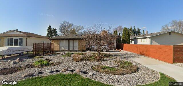 Larawan ng 71 Edgemont Drive sa Winnipeg, Manitoba