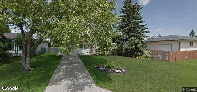 Larawan ng 71 Lake Park Drive sa Winnipeg, Manitoba