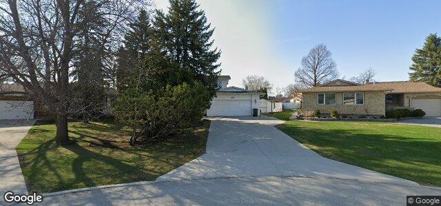 Larawan ng 72 Lake Lawn Drive sa Winnipeg, Manitoba